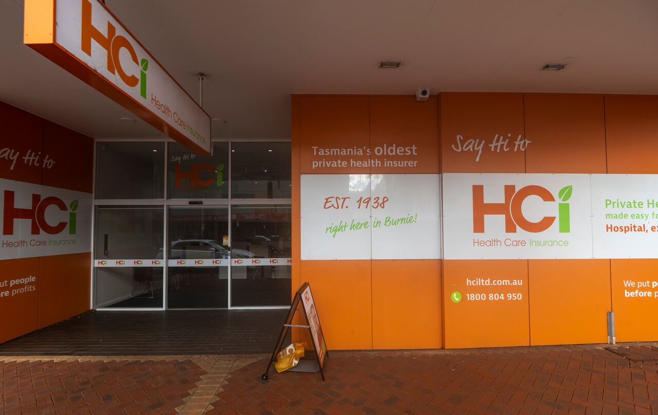 photo of entrance to HCi, 25 Cattley St, Burnie, Tasmania - welcoming you to easy health insurance!